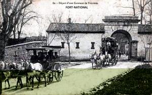86- Fort-National - Depart d'une caravane de touristes 